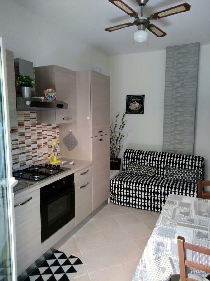 Holiday House Marlin Giardini Naxos Εξωτερικό φωτογραφία